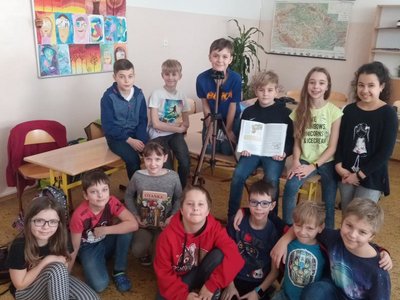 Prvně před kamerou