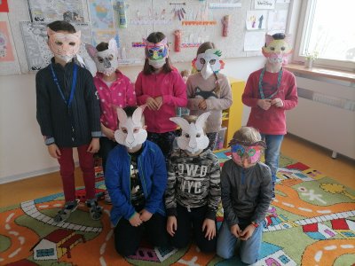 masopustní masky třída 2.E