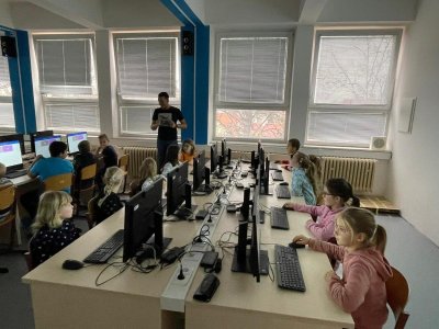 Kam se kutálí peníze? Program finanční matematiky pro 2. třídy