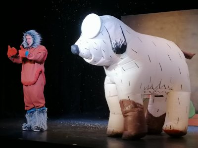 1. třídy a nultý ročník zhlédly představení Maxipes Fík