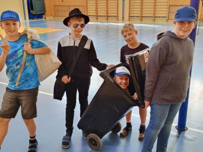 No Backpack Day 2023 & Special Šeda day