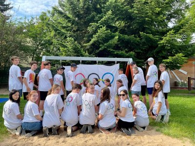 Žáci 7.B v roli rozhodčích na dětské olympiádě MŠ Letců