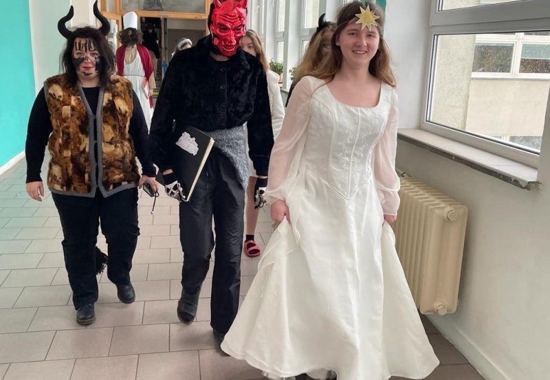Všechny třídy navštívil Mikuláš, čerti a andělé