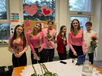 Den sv. Valentýna proběl na škole už 8. února