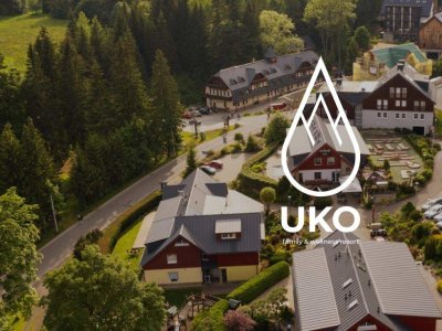 Třídy 4. B, 5. A, 9. A a 9. C dojely v pořádku do Resortu UKO v Bedřichově