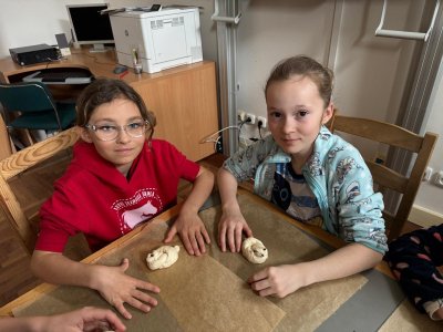 Třidy 4. E a 4. C navštívily Národopisné muzeum