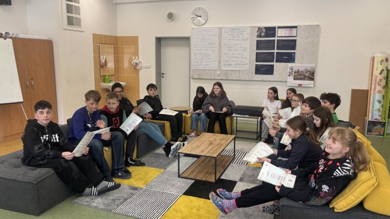 Úspěšní řešitelé z 5. tříd obdrželi jazykový certifikát z anglického jazyka