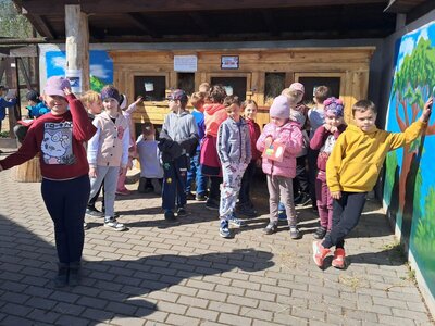 Den Země oslavila 1. A aktivitami v Pralese